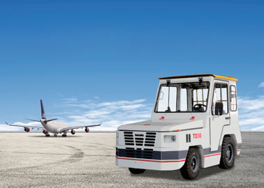 Máy kéo Diesel bốn chỗ 32 tấn Sân bay Tow Máy ​​kéo hiệu quả làm việc cao
